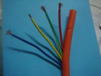 寧波鑫榮電線電纜 專業(yè)超柔拖鏈電纜，卓越品質(zhì)引領(lǐng)工業(yè)未來